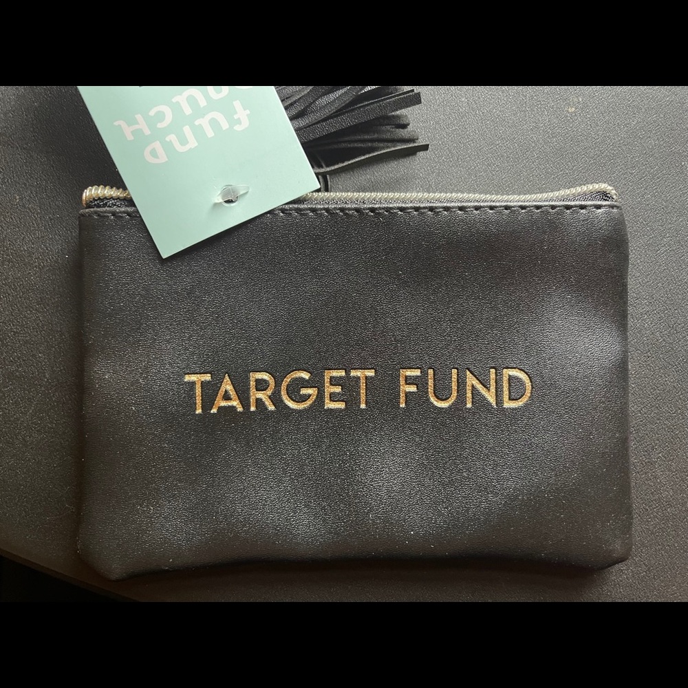 Target Fund Pouch